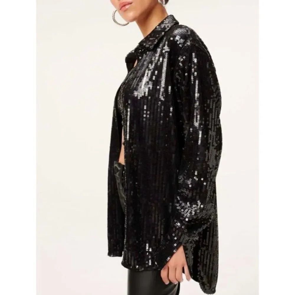 GOOD AMERICAN Sequin Party Shirt in Black